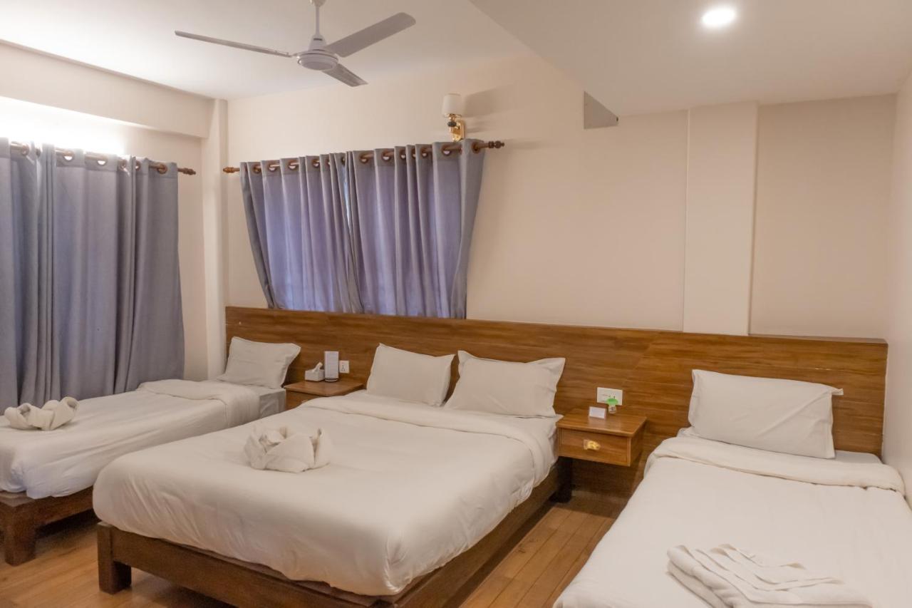 Hotel Pushkar Pokhara Luaran gambar